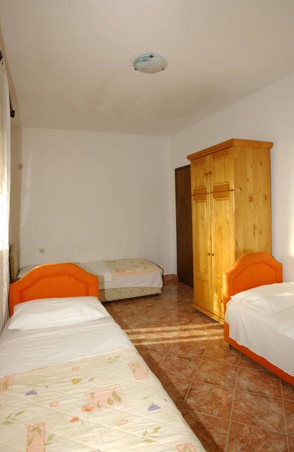 Mm Kovacevic Apartments Petrovac Kültér fotó