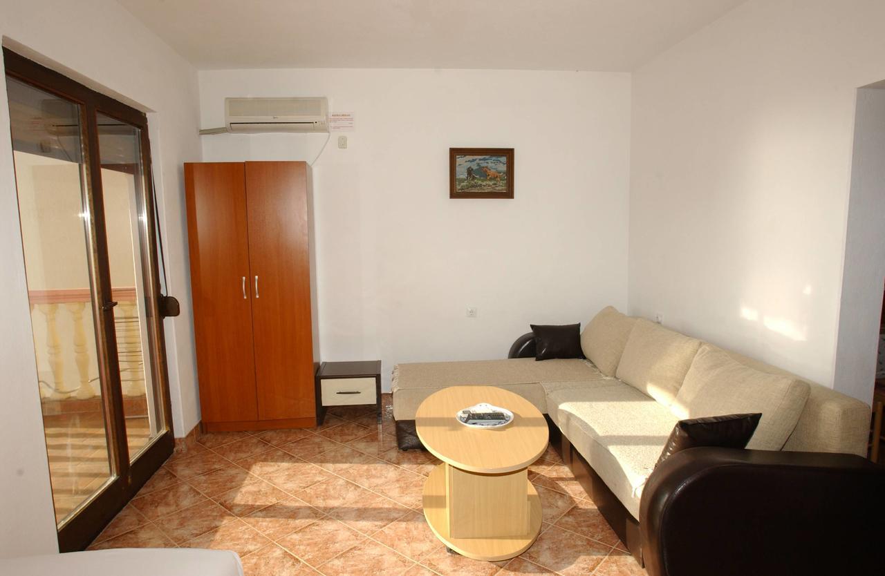Mm Kovacevic Apartments Petrovac Kültér fotó